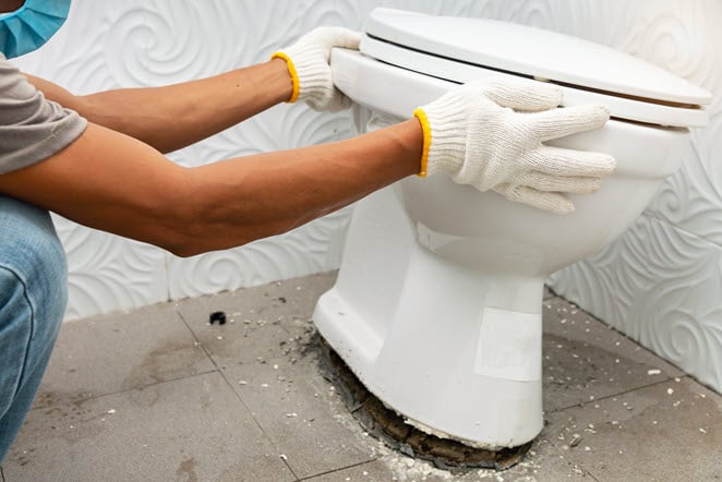 how-to-know-when-its-time-for-a-toilet-replacement-1.jpg