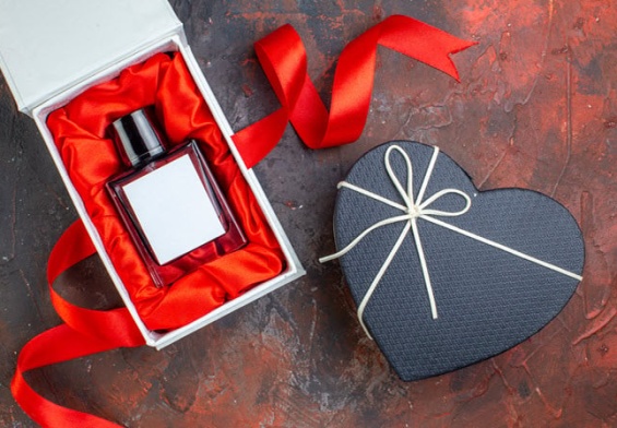 top-view-valentines-day-present-fragnance-dark-surface-gift-perfume-love-feeling-color-couple-happiness-woman.jpg